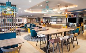 Hampton By Hilton London City 4*